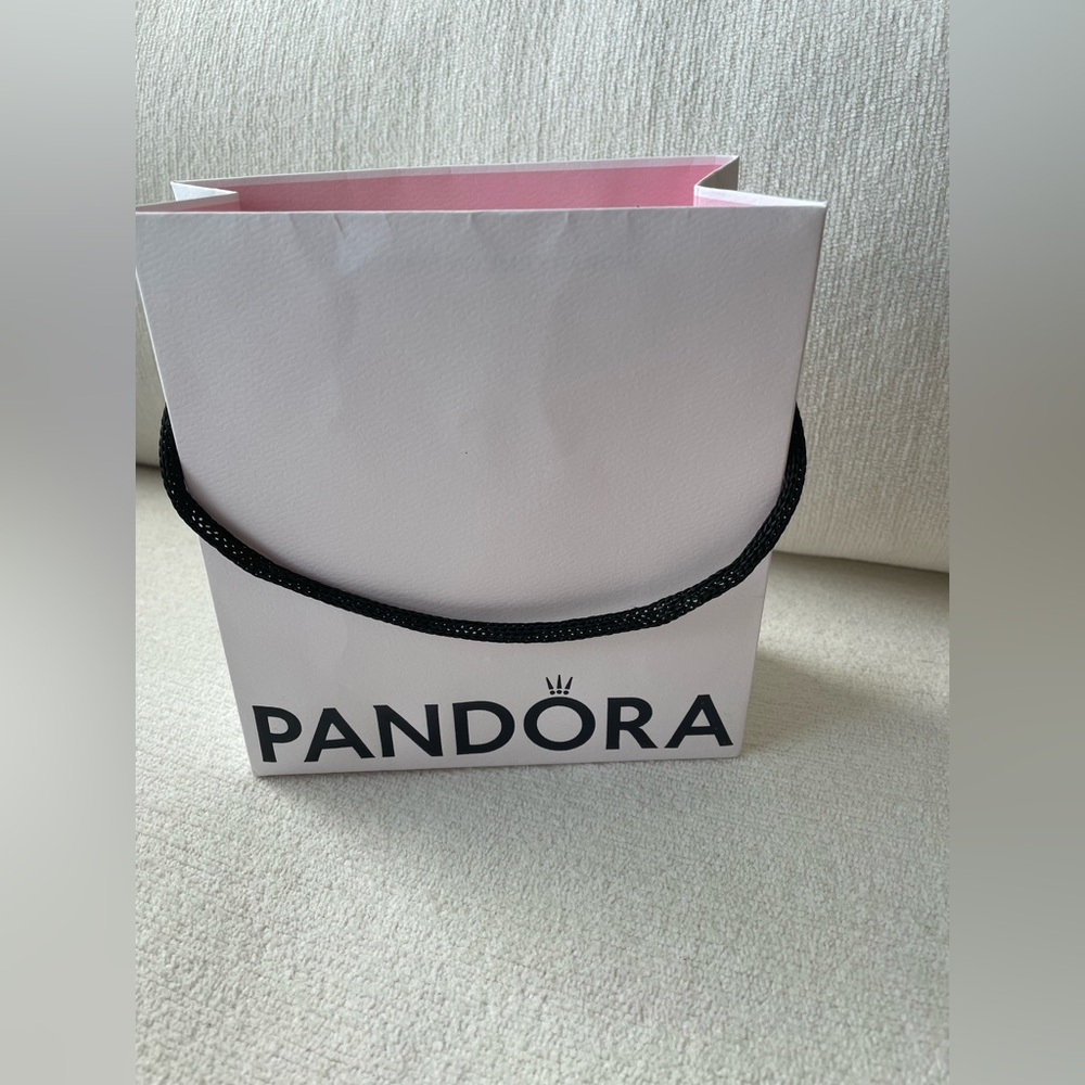 Pandora White Bag with Pink Interior